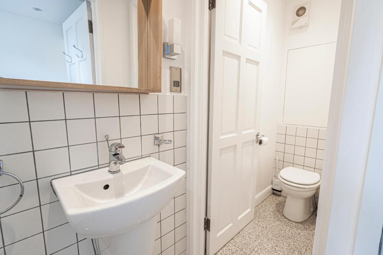Chic Apartment Near Kensington Palace Londra Exterior foto